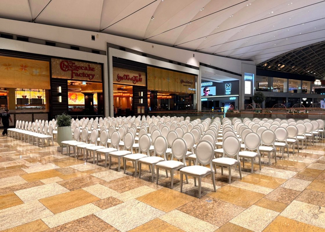 Why Furniture Rental in Dubai Is the First Choice for Large Corporate Events