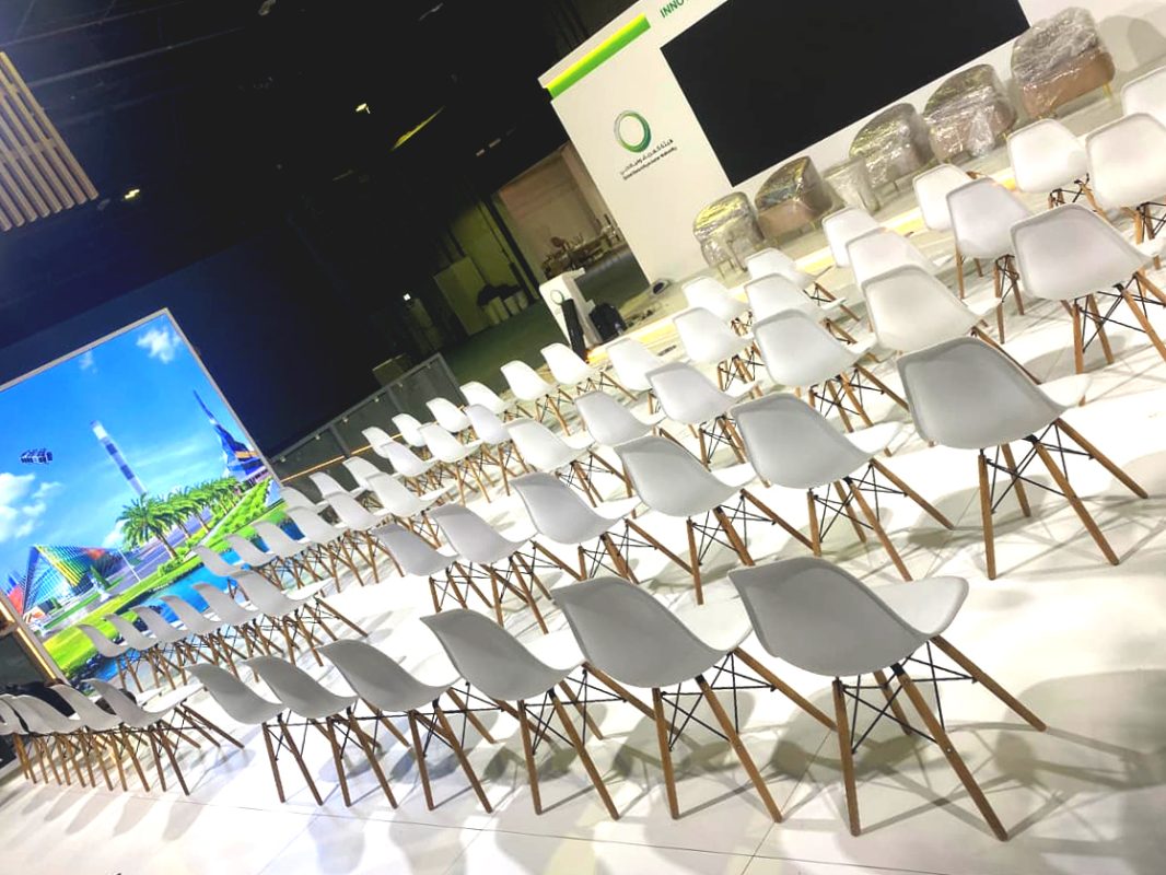 Rent Plastic Chairs in Dubai – Comfortable Event Seating