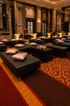 Daybed and Pouffes for all types of events in Dubai, Abu Dhabi, UAE