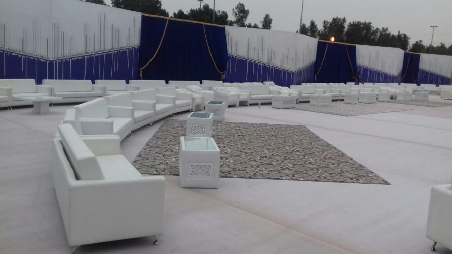 Sophie 2-Seater Sofa Set Up, outdoor event