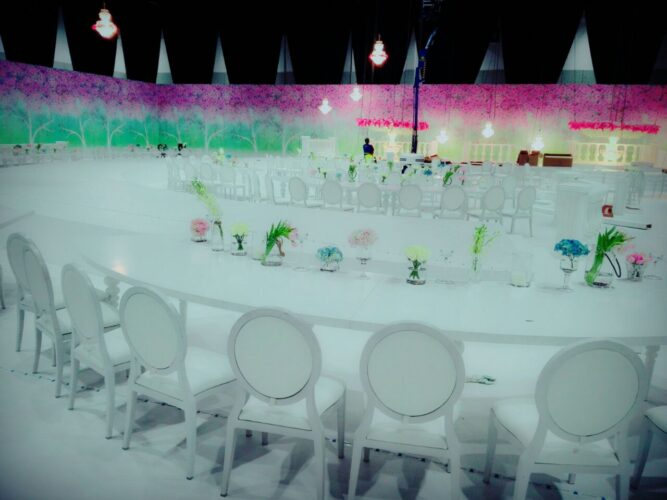 c table, half moon table, wedding furniture, dior dining chair