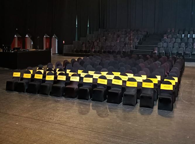 Renting Chair Covers in 2023